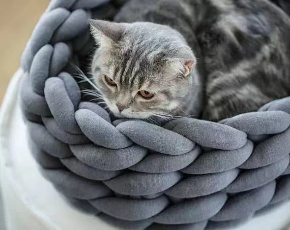 Handgeflochtenes Katzenkörbchen – Weiches und Bequemes Kuschelnest für Deine Katze