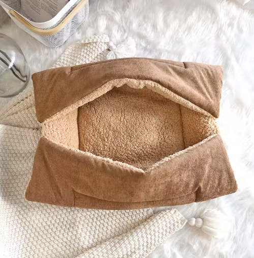 2-in-1 Kuschelbett und Decke für Katzen – Vielseitig und Bequem für Dein Haustier