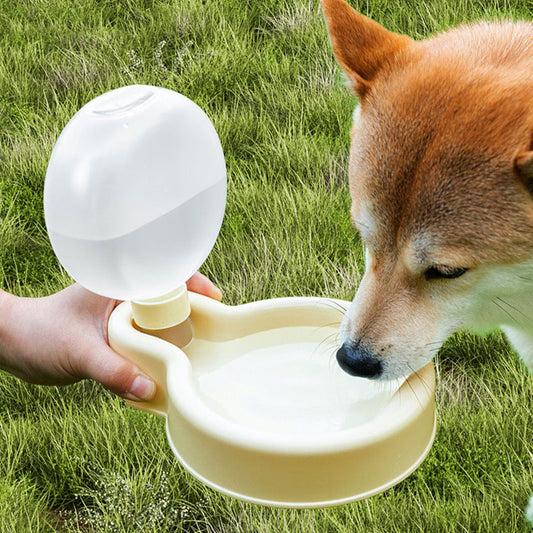 Tragbarer Hundewassernapf – Praktische Wasserflasche für Unterwegs